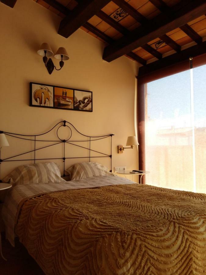 Hotel Pensio Rosa Dels Vents El Perelló Esterno foto
